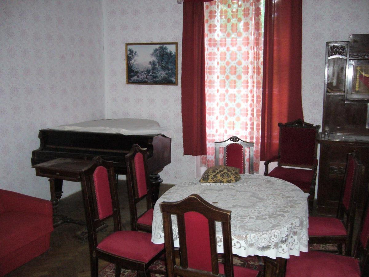Kalmár Vendégház-Vadászház Tornyiszentmiklos Exterior foto